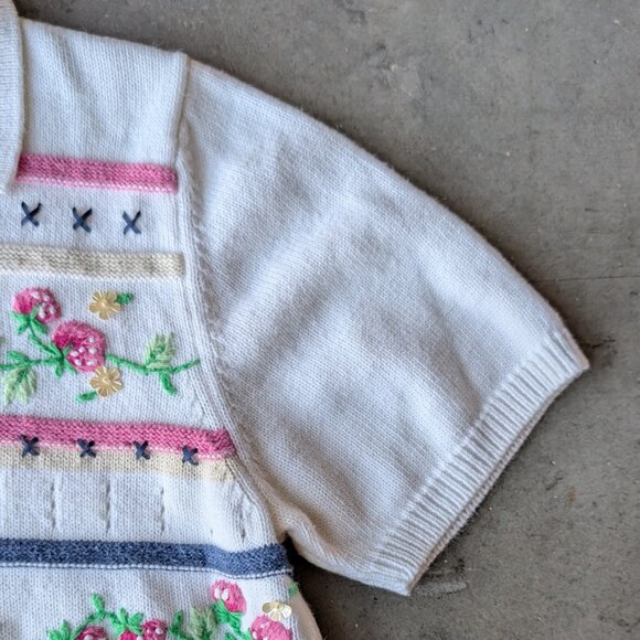 Vintage Alfred Dunner Embroidered Strawberry Stripe Short Sleeve Knit Top small - Picture 3 of 6